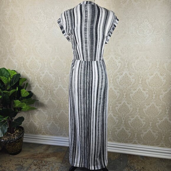 H & M Size 4 Black and White Striped Maxi Dress Elastic Waist Vneck Cap Sleeve - Picture 7 of 13